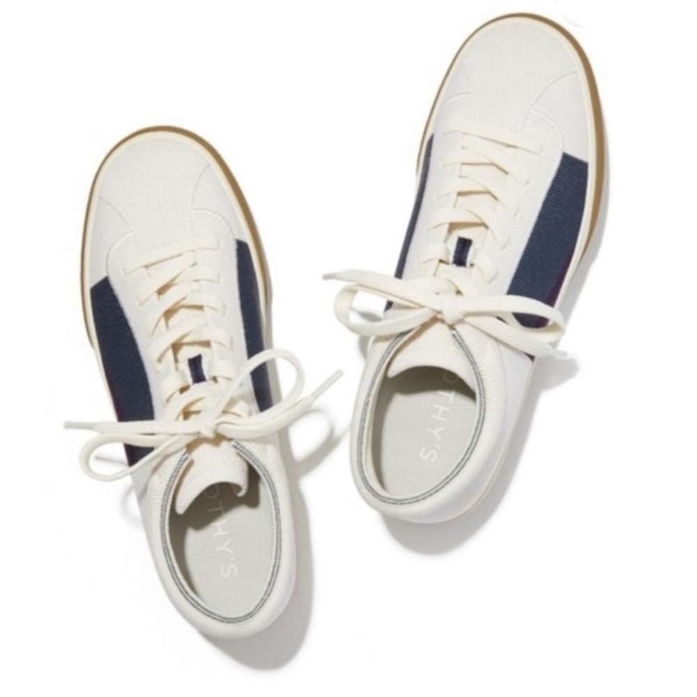 Rothy’s Original Lace Up Sneaker - Blackberry Block